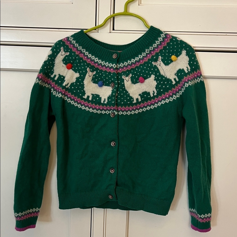 Green Holiday Cardigan with Adorable Llama Design